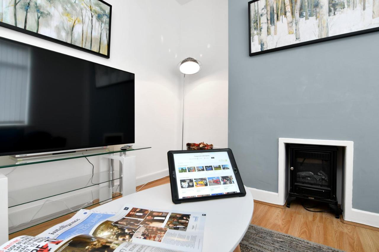 Xclusive Living Stay Near Airport & Nec, The Whitecroft Sheldon  ภายนอก รูปภาพ